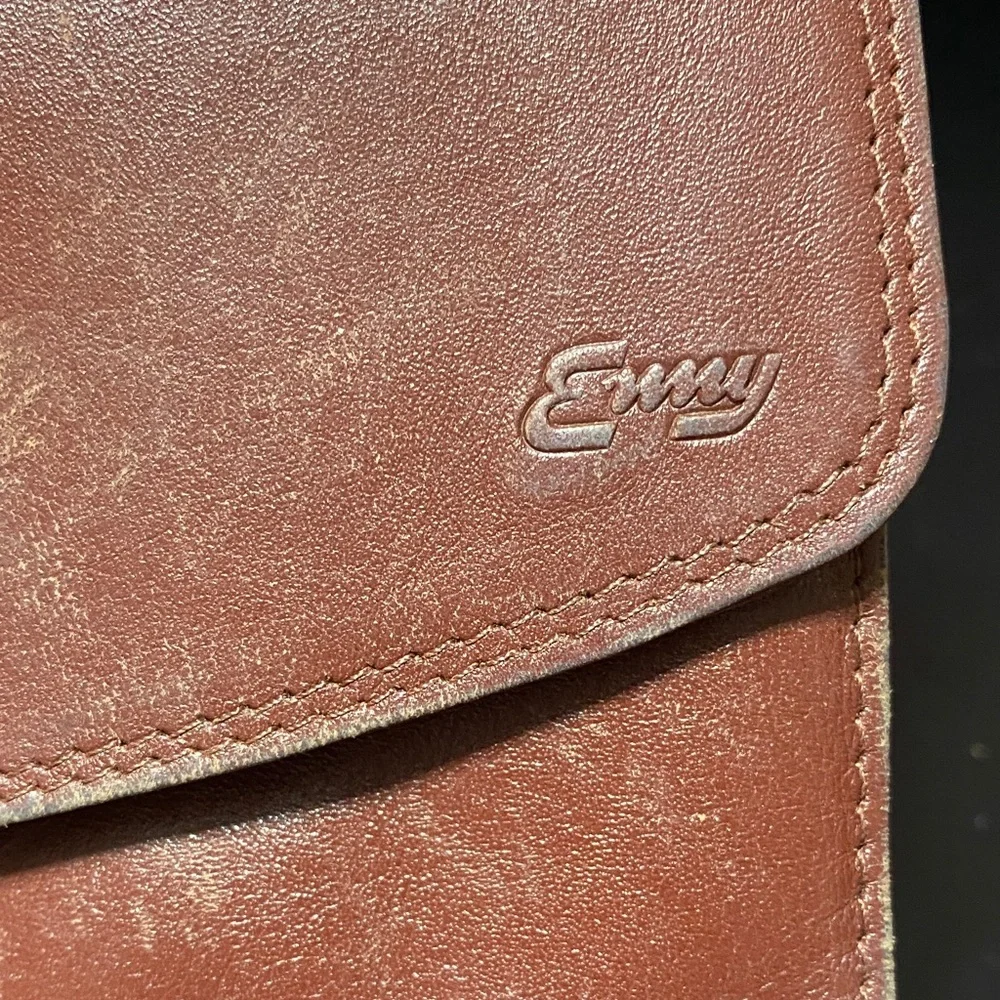 Enny Vintage burgundy wallet